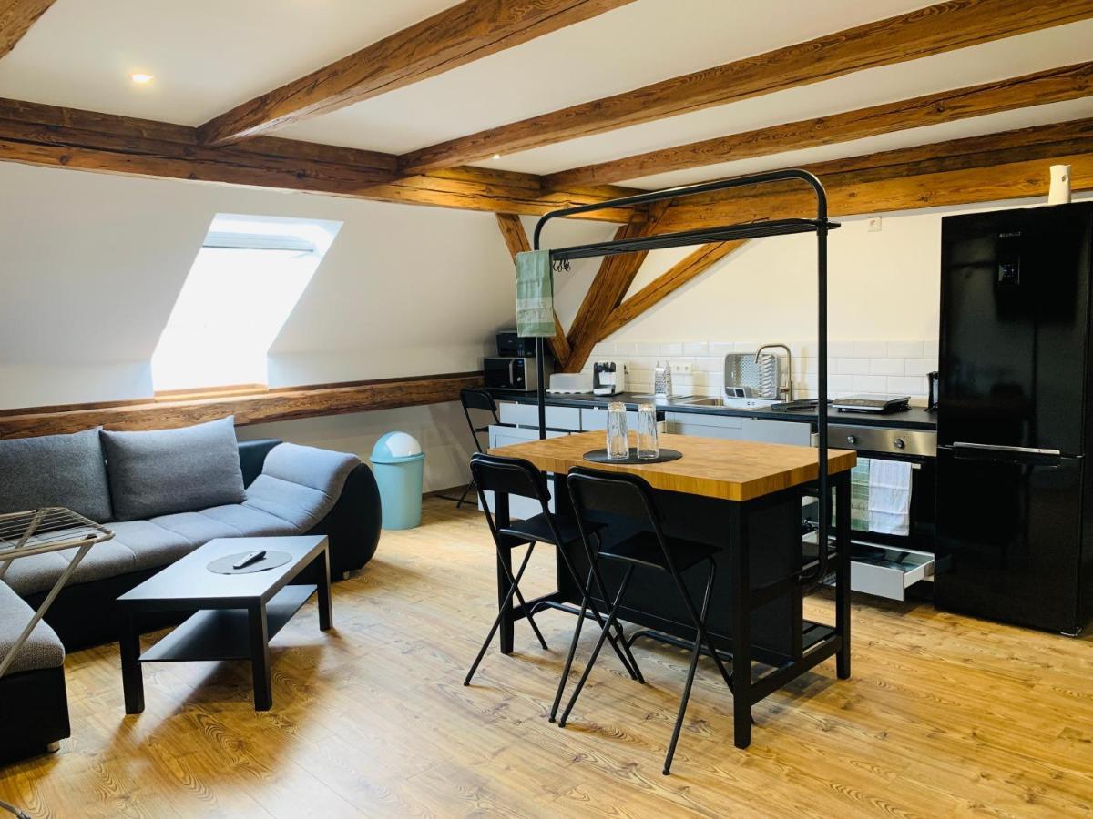 Studio-Apartments Boulevard Waldsassen Esterno foto